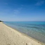 Iconic Olea With Pool & Πευκοχώρι
